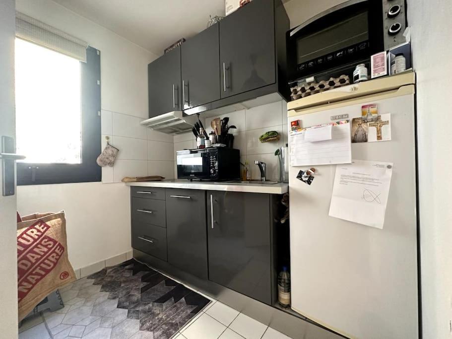 Appartement Lumineux Avec Balcon ルヴァロワ＝ペレ エクステリア 写真