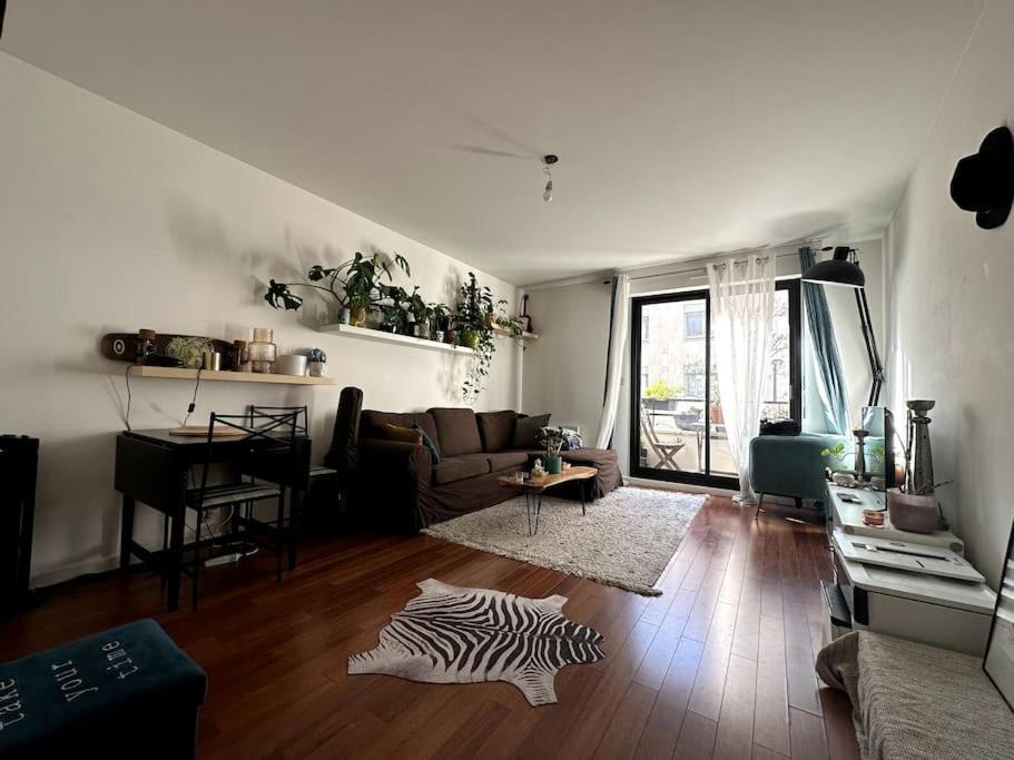 Appartement Lumineux Avec Balcon ルヴァロワ＝ペレ エクステリア 写真